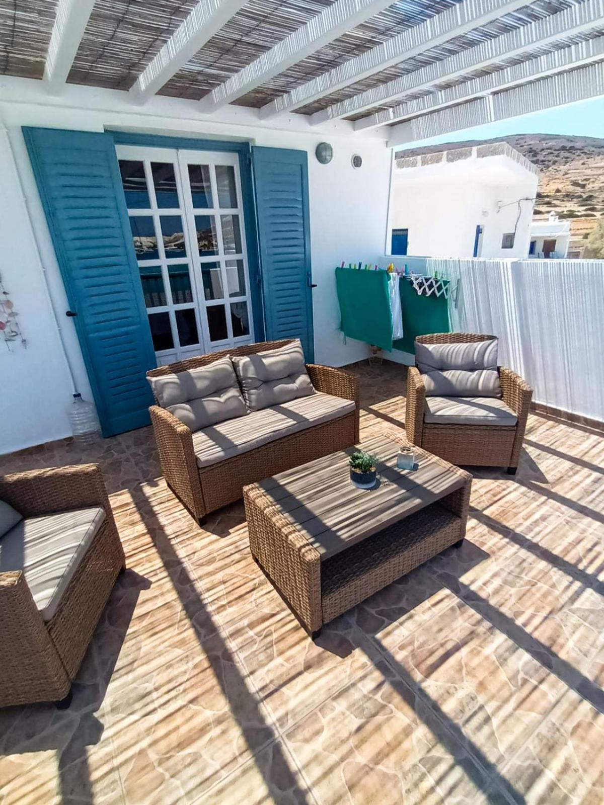 Seaside Residence Kiki Prassa,Kimolos Bagian luar foto