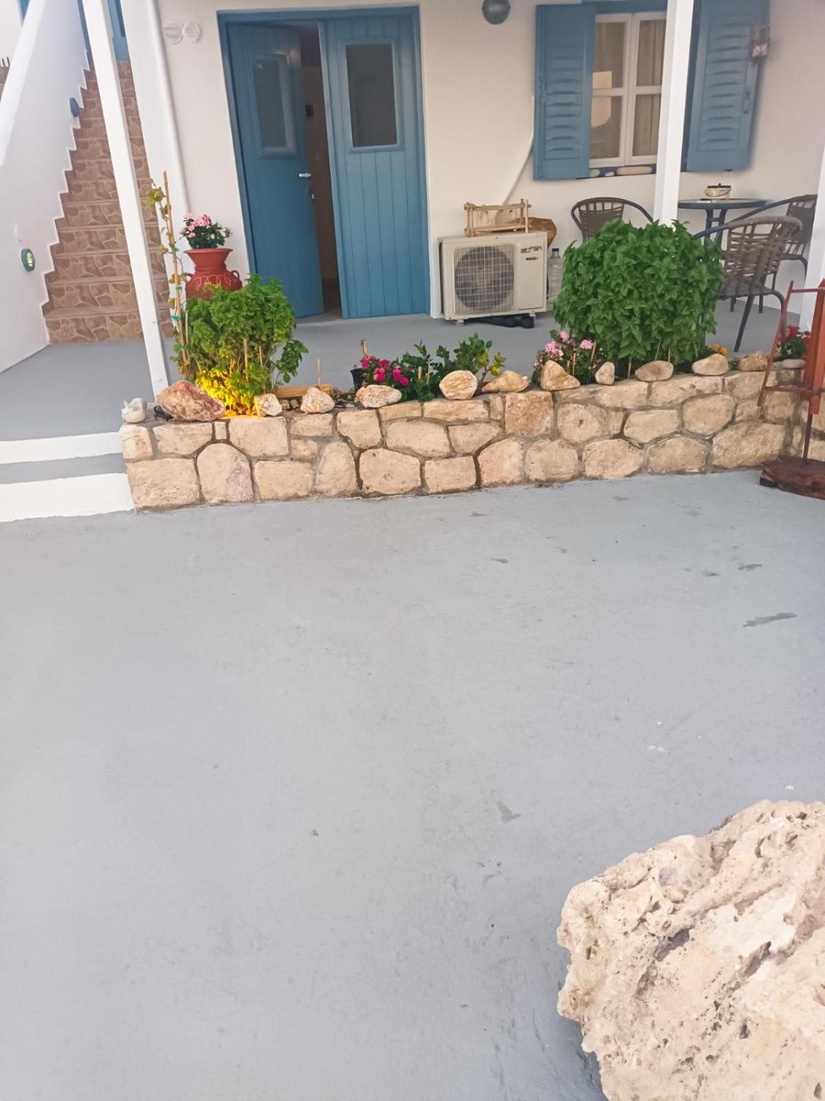 Seaside Residence Kiki Prassa,Kimolos Bagian luar foto