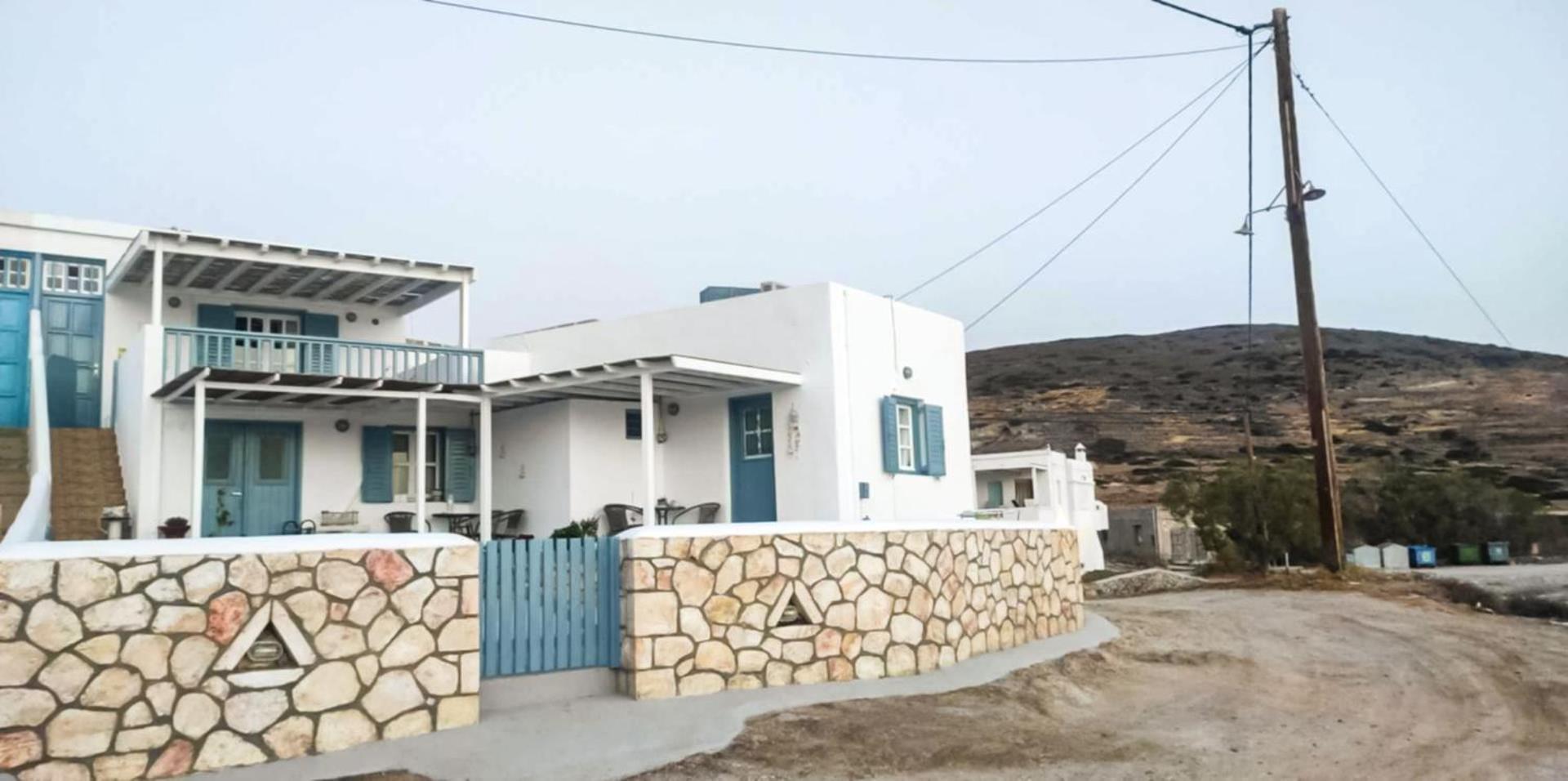 Seaside Residence Kiki Prassa,Kimolos Bagian luar foto